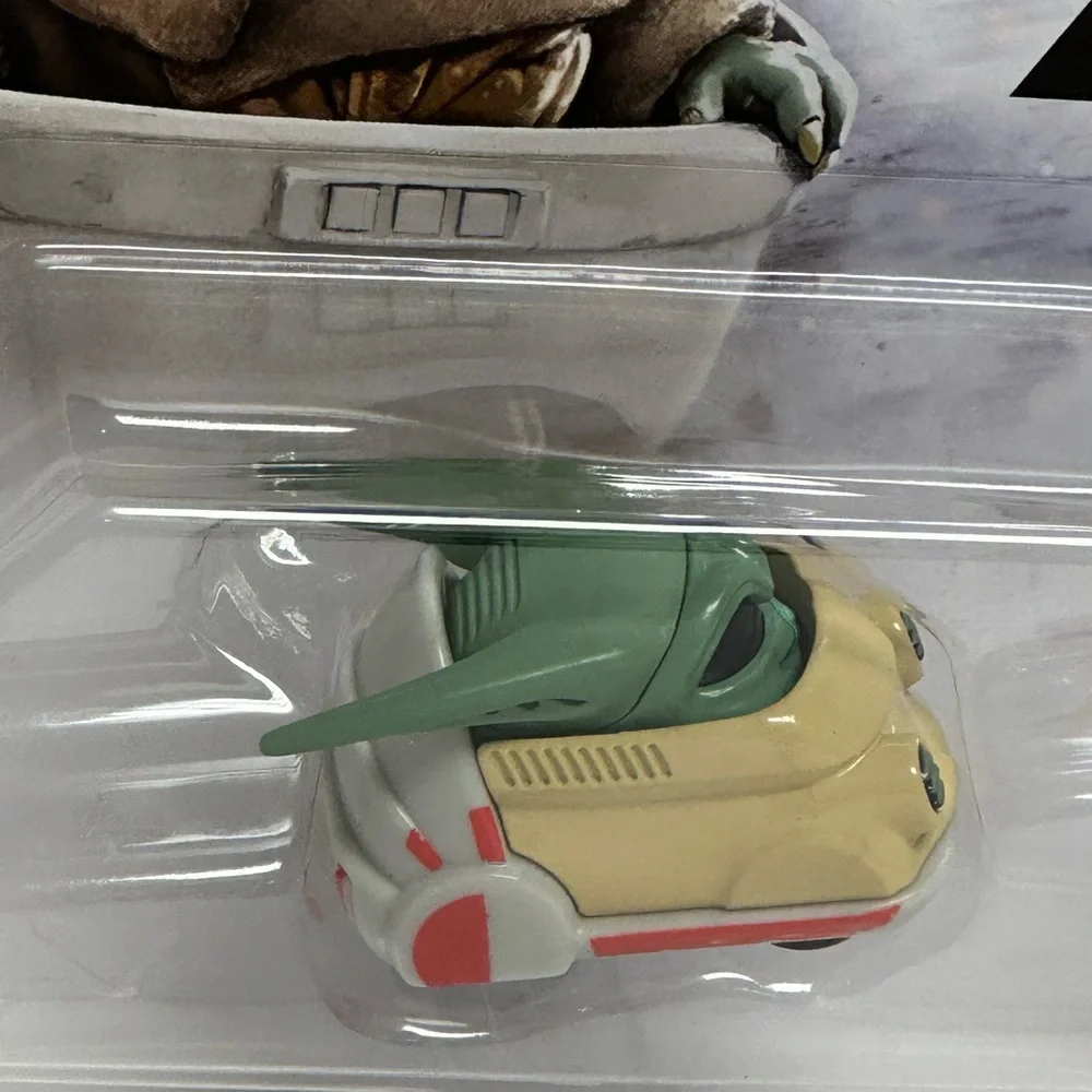 Disney Hot Wheels Star Wars The Mandalorian The Child Baby Yoda 2020 NEW